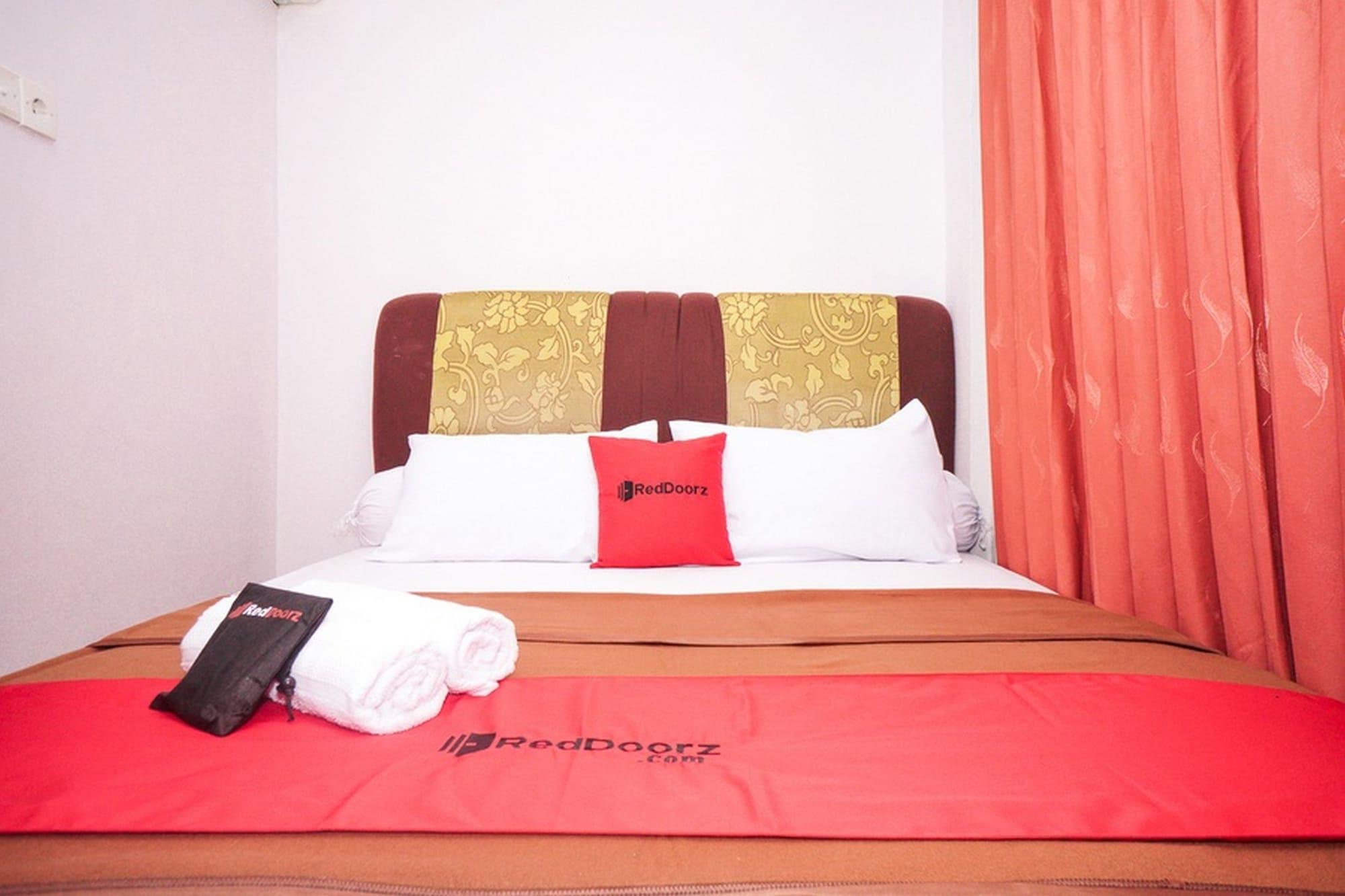 Reddoorz Near Palembang Square Mall 2 Hotel Exterior photo