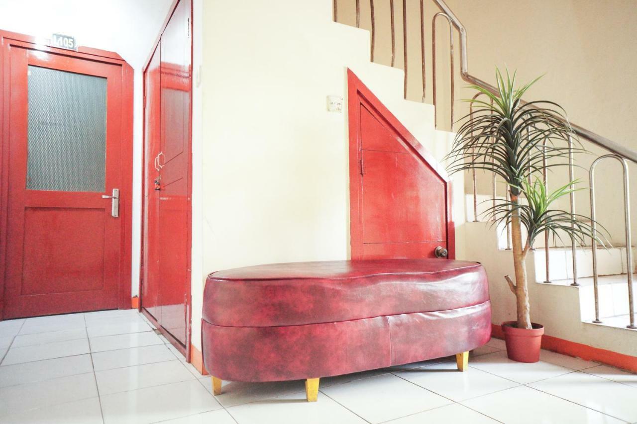 Reddoorz Near Palembang Square Mall 2 Hotel Exterior photo