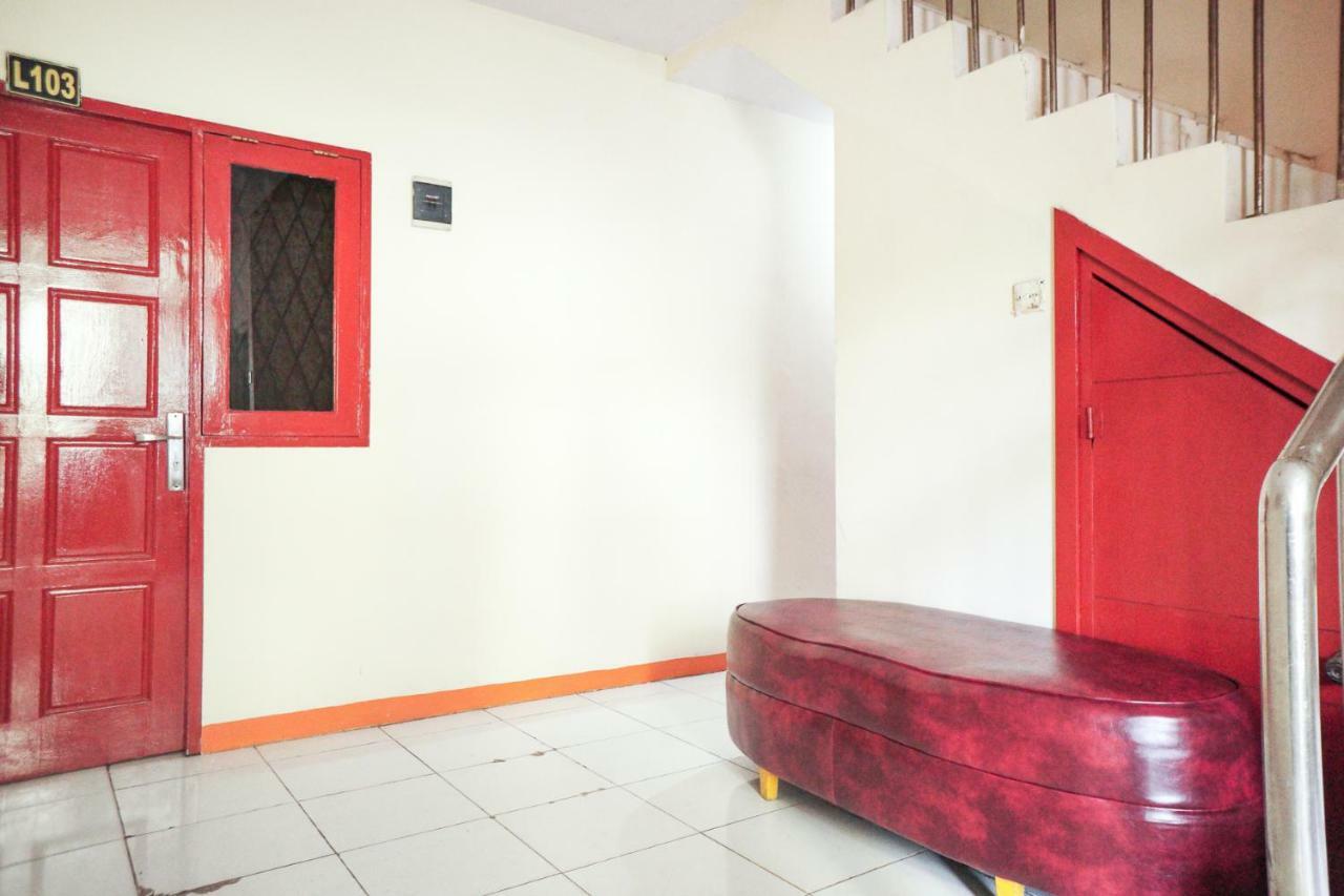 Reddoorz Near Palembang Square Mall 2 Hotel Exterior photo